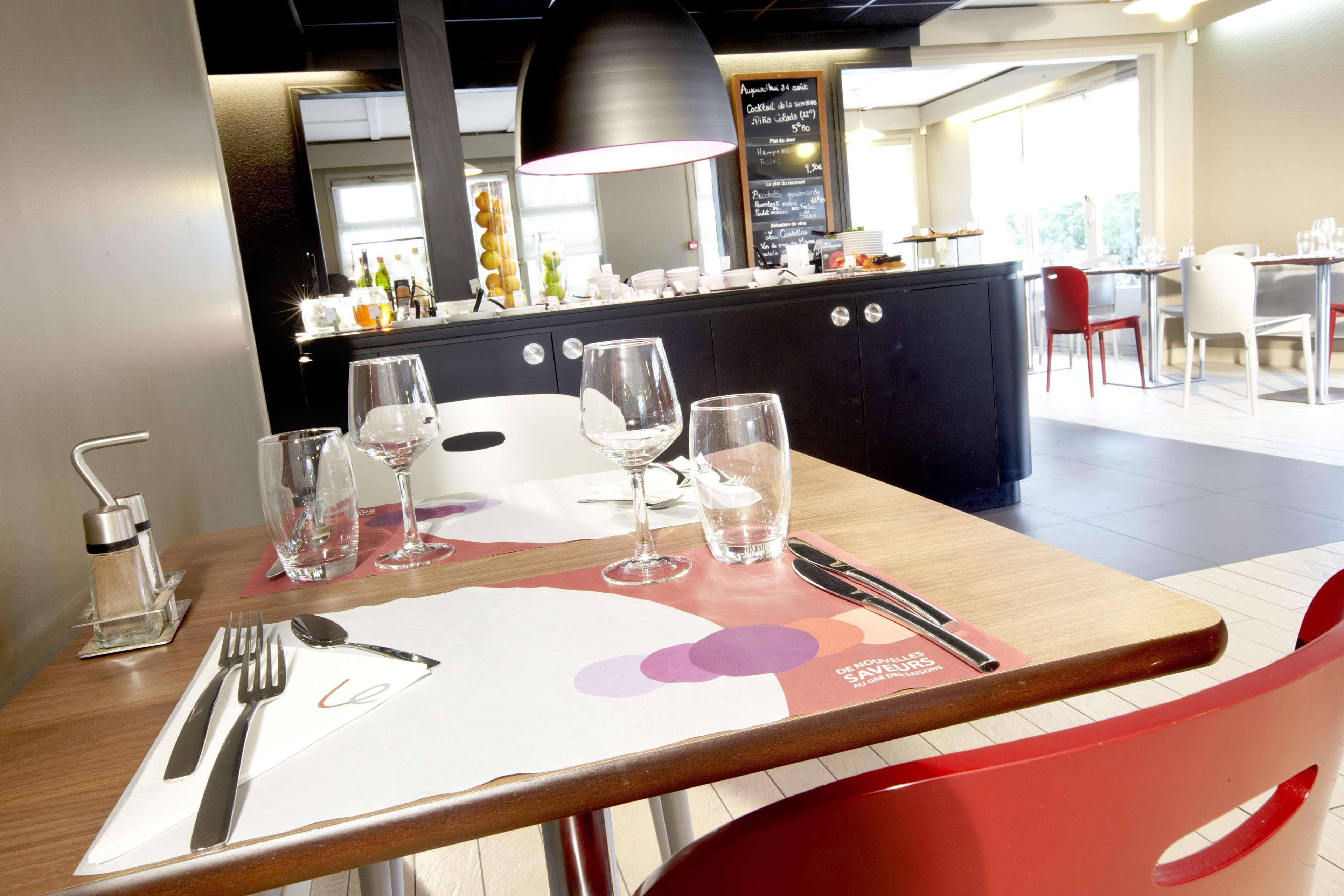 Hotel Campanile Biarritz Restaurace fotografie